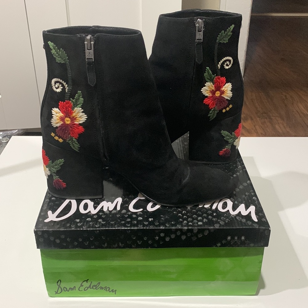 Sam Edelman Tavi Black Suede Embroidered Boots